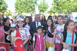 BAŞKAN BÜYÜKKILIÇ, KAYMEK YAZ OKULU AÇILIŞ PROGRAMI’NA KATILDI - Mega TV ABD 8143 4 min - Mega TV