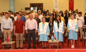 ALKÜ DİŞ HEKİMLİĞİ İLK MEZUNLARINI VERDİ - Mega TV ALKU DIS HEKIMLIGI ILK MEZUNLARINI VERDI 4 min - Mega TV