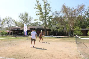 BÜYÜKŞEHİR'DEN GENÇLERE AYAK TENİSİ SAHASI - Mega TV Ayak Tenisi 2 min - Mega TV
