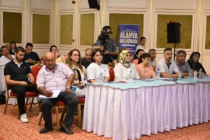 Baskan Alanya Basin Toplantisi 3 min - Mega TV