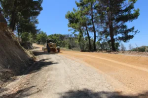 Belenobasi Gebece grup yolunda asfalt oncesi hazirlik 5 min - Mega TV