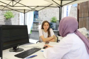 ÖĞRENCİ DOSTU BÜYÜKŞEHİR’E GENÇLERDEN TAM NOT - Mega TV IMG 1846 i min 1 - Mega TV