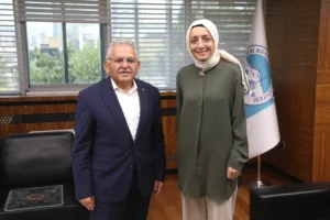 CUMHURBAŞKANLIĞI BAŞDANIŞMANI ORUÇ’TAN BAŞKAN BÜYÜKKILIÇ’A ZİYARET - Mega TV NURI0657 y 1 min - Mega TV