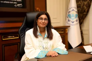 REKTOR V. PROF. DR. GOKCEOGLU GAZETECILER VE BASIN BAYRAMINI KUTLU OLSUN min - Mega TV