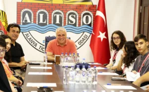 BAŞKAN ERDEM ŞAMPİYONLARI AĞIRLADI - Mega TV WhatsApp Image 2023 07 13 at 13.44.45 1 - Mega TV