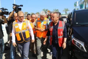 baskan kemer goynuk yangin 1 min 1 - Mega TV