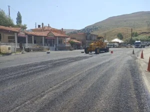 Büyükşehir'den Kırsal'da Asfalt Çalışması - Mega TV 1 0 min - Mega TV