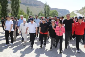 Büyükşehir'in ''Soğanlı'' Hamlesi , Meclisten Takdir Topladı - Mega TV 4 k min - Mega TV
