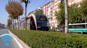 Büyükşehir İle Tramvaylarda Ücretsiz İnternet Dönemi - Mega TV 6575675 w min - Mega TV