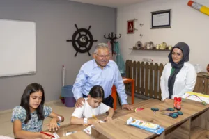 BÜYÜKKILIÇ, TOKİ GENÇ KAYMEK TESİSLERİ’NDE KURSİYERLERLE BULUŞTU - Mega TV ABC 6469 z min - Mega TV