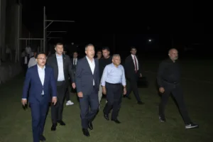 Akar, Çiçek Ve Büyükkılıç'tan Kayserispor'a Moral Ziyareti - Mega TV ABC 9141 r min - Mega TV