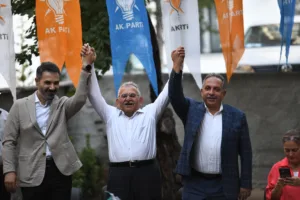 Başkan Büyükıkılıç :''Yatırımdan Yatırıma , Hizmetten Hizmete Koşuyoruz'' - Mega TV ABD 1707 j min - Mega TV