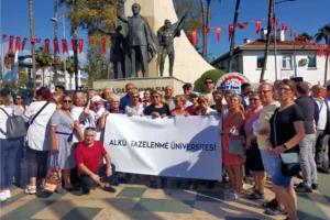Alkü 60+ Tazelenme Üniversitesi Yeni Bireylerini Bekliyor - Mega TV ALKU 60 TAZELENME UNIVERSITESI YENI BIREYLERINI BEKLIYOR 5 min - Mega TV