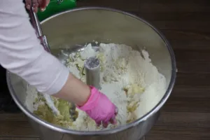 Büyükşehir’den Serik’e hamur yoğurma makinesi - Mega TV Buyuksehirden Serike hamur yogurma makinesi 1 min - Mega TV