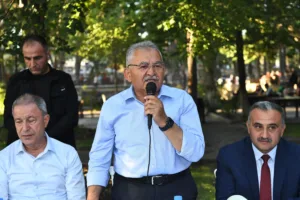 Akar Ve Büyükkılıç'tan Yaylalı Ve Develi'ye Çıkartma - Mega TV DEVELI3 0 min - Mega TV