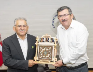 Ziraat Odası Başkanlarından Başkan Büyükkılıç'a ''Teşekkür'' Ziyareti - Mega TV DSC 2817 h min - Mega TV