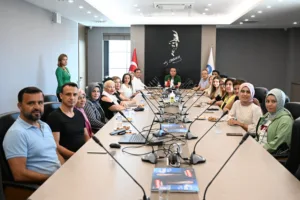 BÜYÜKŞEHİR'DEN ELMALI'YA 4 ÖİLYON TL'LİK YATIRIM - Mega TV ELMALI YAKACIFTLIK protokol 1 min - Mega TV