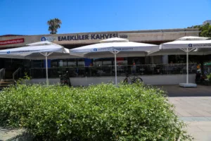 Büyükşehir Emekliler Kahvesi Emeklilere Nefes Aldırıyor - Mega TV Emekli Kahvesi 11 min - Mega TV