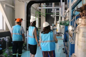 Antalya Büyükşehir Belediyesi çevreci yaklaşımlarla doğayı koruyor - Mega TV Kati atik Tesisi 9 min - Mega TV