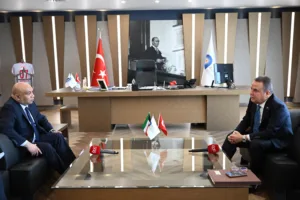 Kuveyt İstanbul Başkonsolosu’ndan Başkan Böcek’e ziyaret - Mega TV Kuveyt Istanbul Baskonsolosundan Baskan Boceke ziyaret 3 min - Mega TV