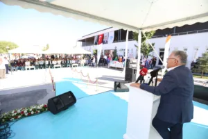 Başkan Büyükkılıç , Yeşilhisar Yüzme Havuzu'nun Açılışını Yaptı - Mega TV NURI2188 w min - Mega TV