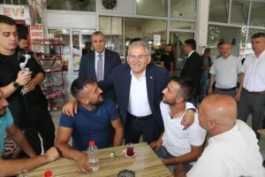 Başkan Büyükkılıç'tan Nakliyeciler Sitesi Esnafına ''Deprem'' Teşekkürü - Mega TV NURI3653 p min - Mega TV