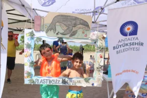 Plastiksiz Kiyilar 6 min - Mega TV