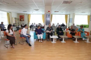 REKTOR TURKDOGANDAN HUZUREVI SAKINLERINE ZIYARET 1 1 min - Mega TV