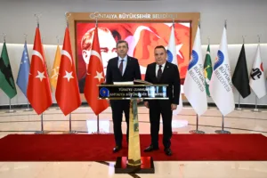 Vali Şahin’den Başkan Böcek’e iade-i ziyaret - Mega TV SRD 4823 min - Mega TV