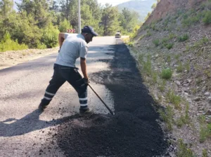 Alanya’da yayla yollarına bakım onarım - Mega TV YENIKOY SAMSA YOLU BAKIM ONARIM 2 min - Mega TV