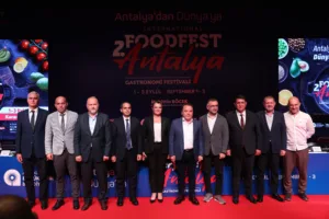 Antalya’dan Dünya’ya açılan festival ,Foodfest Antalya Gastronomi Festivali 1-3 Eylül’de - Mega TV foodfest basin toplantisi 31 min - Mega TV