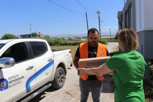 Büyükşehir’in glutensiz gıda yardımı sürüyor - Mega TV manavgat colyak 4 min - Mega TV