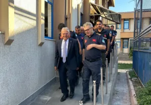 Başkan Büyükkılıç'tan "İtfaiyecilik Haftası" Ziyaret - Mega TV 09.24.34 1 r min - Mega TV