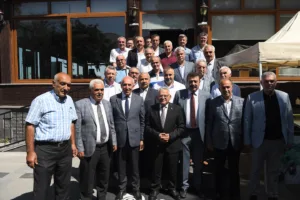 Başkan Büyükkılıç, 41 Esnaf odası Başkanı İle Bir Araya Geldi - Mega TV 1 2 min 1 - Mega TV