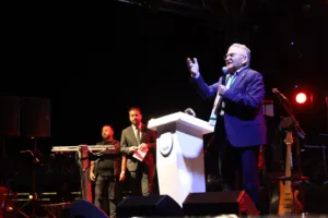 Başkan Büyükkılıç, Yahyalı'da 2’ncisi Düzenlenen Elma Ve Turizm Festivali’ne Katıldı - Mega TV 380641653 861694315316356 1622222749020791565 n 6 min - Mega TV