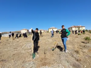 Kayseri Büyükşehir,Türkiye Yüzyılı Vizyonu İle Kent Ormanları Oluşturuyor - Mega TV 6 9 min - Mega TV