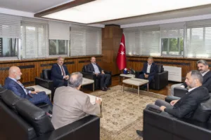 Başkan Büyükkılıç'tan Başkanlarla "İstişare" Toplantısı - Mega TV 850 6471 4 min - Mega TV