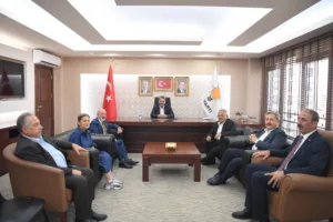 Büyükkılıç'tan Başkanlarla, AK Parti İl Başkanı Ve Yönetimine “Hayırlı Olsun” Ziyareti - Mega TV ABD 3108 t min - Mega TV