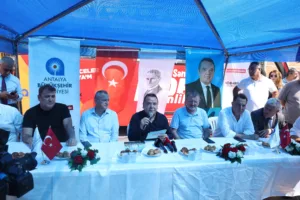 Altıntaş’ın Alt Yapısına 2 Milyar Liralık Yatırım - Mega TV Baskan Altintas bulusma 7 min - Mega TV