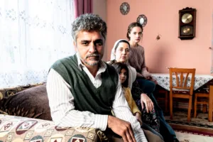 60.Antalya Altın Portakal Film Festivali Ulusal Uzun Metraj Yarışma Filmleri Açıklandı - Mega TV Hayat Film Gorseli 1 min - Mega TV