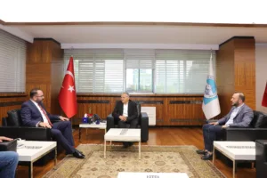 Başkan Büyükkılıç’a KAPSİAD Başkanı Ve Yönetiminden Ziyaret - Mega TV IMG 7257 t min - Mega TV