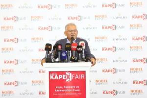 Başkan Büyükkılıç: “Kayseri'miz Artık İhtisas Fuarları İle Gündemde” - Mega TV NURI0251 q min - Mega TV