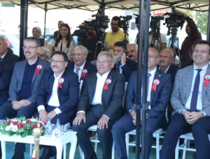 Vali Çiçek Ve Başkan Büyükkılıç, Ahilik Haftası Kutlamalarına Katıldı - Mega TV NURI9756 p min - Mega TV