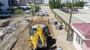 Zeliha Tuncer Anadolu İmam Hatip Lisesi Yolu Parke Ve Kaldırım Çalışmalarıyla Yenileniyor - Mega TV WhatsApp Image 2023 09 12 at 15.24.21 min - Mega TV