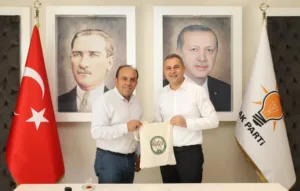 Alanya Taşeli Derneği’nden Alanya Siyasi Parti İlçe Başkanlarına Hayırlı Olsun Ziyareti - Mega TV WhatsApp Image 2023 09 26 at 17.02.27 jpeg e1695738788433 - Mega TV