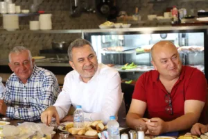 Başkan Tavlı İstişare Toplantılarını Sürdürüyor - Mega TV WhatsApp Image 2023 09 29 at 14.23.01 - Mega TV