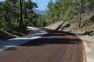 Kaş Yuvacık grup yolu asfaltlanıyor - Mega TV bff0e5d2 50f0 4150 b0f6 e9ad9766e203 min - Mega TV