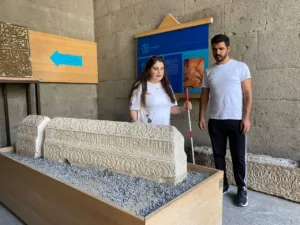 Selin, Selçuklu Uygarlığı Müzesi'ni Bağımsız Gezme Hayaline Büyükşehir İle Kavuştu - Mega TV photo 6025855991670751153 y t min - Mega TV
