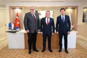 rus buyukelci ziyaret 6 min - Mega TV