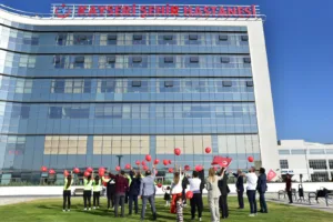 Büyükşehir Spor A.Ş.'den Şehir Hastanesi'ndeki Çocuklara Anlamlı Etkinlik - Mega TV 5 r - Mega TV